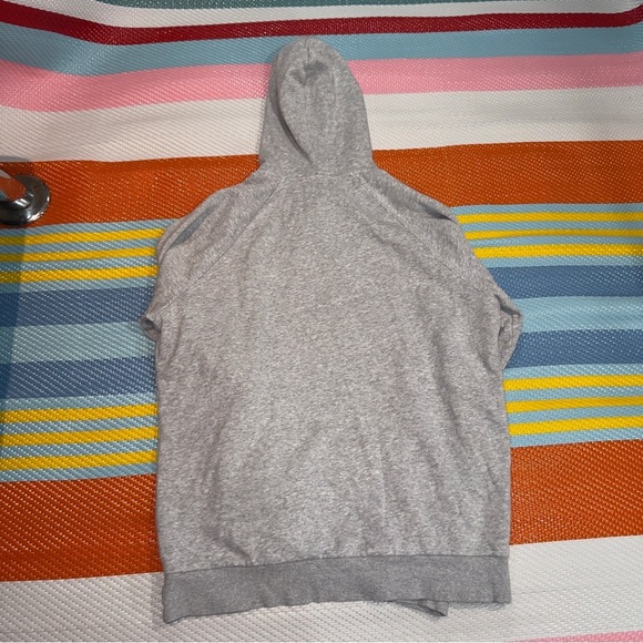 Under Armour Heather Grey Sweatshirt Hoodie Men’s Size Medium - Picture 2 of 3